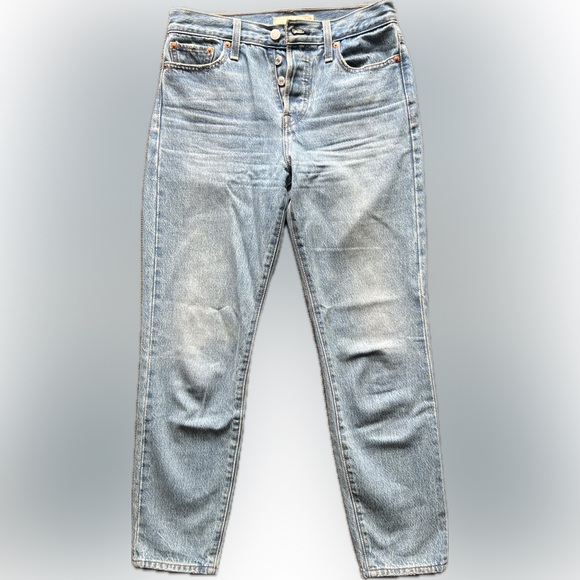 EUC Levi’s Premium Wedgie Fit Ankle Size 26 Light Wash - Picture 4 of 4